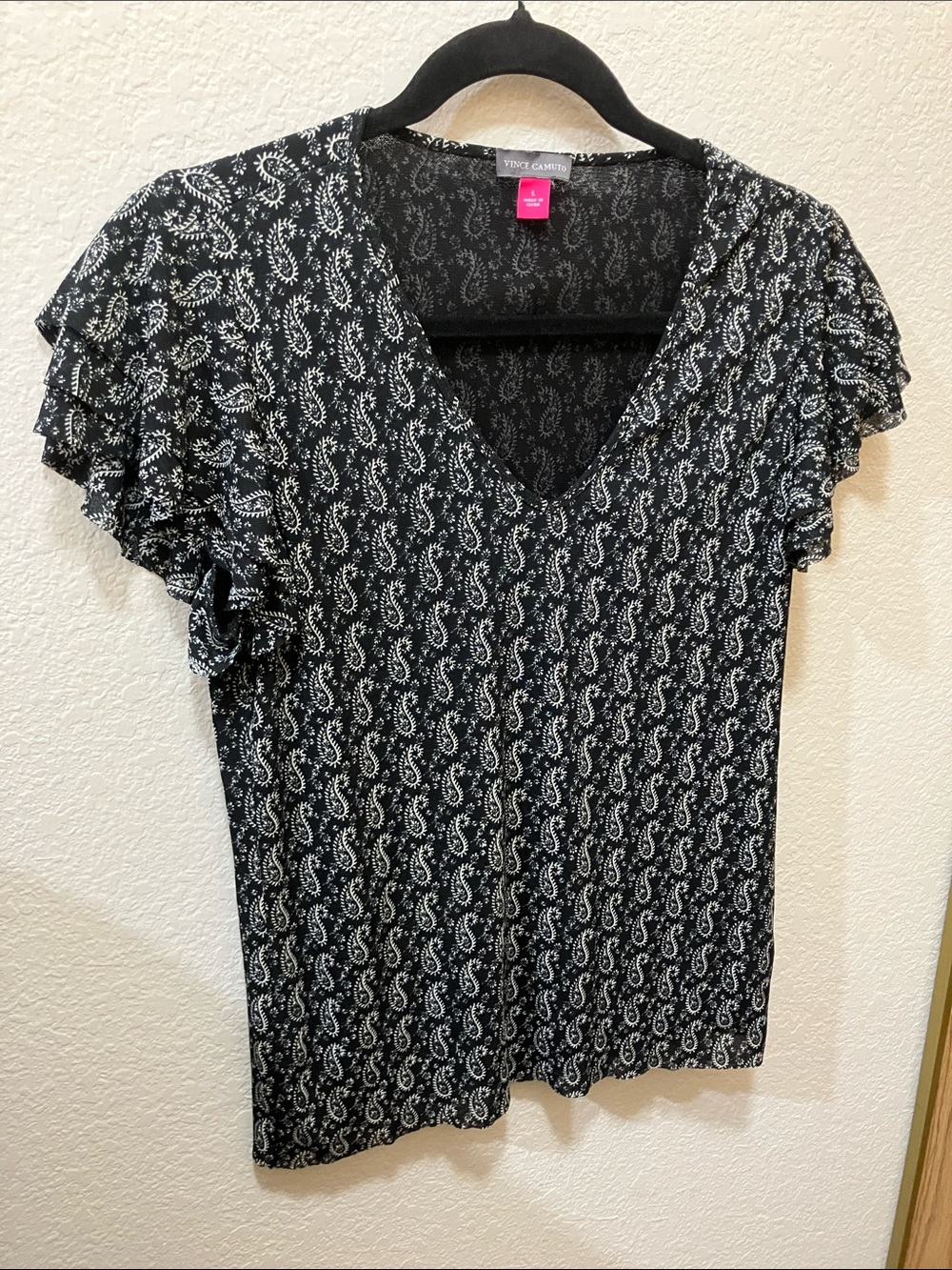 Vince Camuto Black and White Paisley V-Neck Flutter Sleeve Top